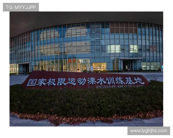 南京极限运动队如何通过边路渗透实现战术革新与团队协作提升