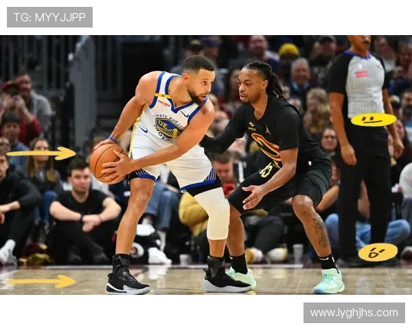 2015年NBA骑士与雷霆激战回顾:巅峰对决与精彩瞬间解析 2015年NBA骑士与雷霆激战回顾:巅峰对决与精彩瞬间解析